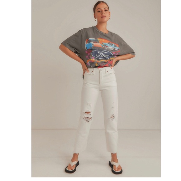 Levis Wedgie Straight White Distressed Denim High-Rise Cropped Jeans - Picture 3 of 6